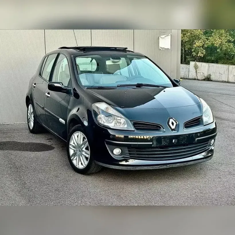 RENAULT CLIO 1.6i AUTOMAAT BENZINE PANO LEDER