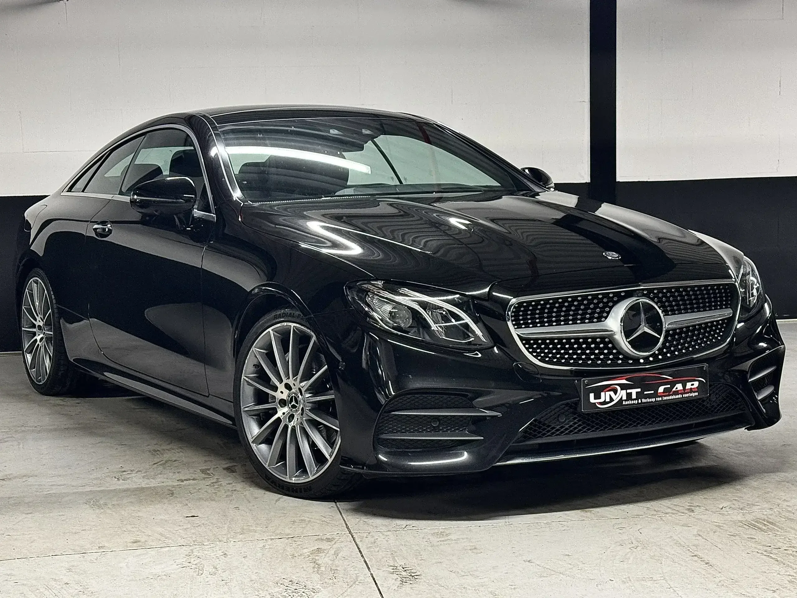 Mercedes E 220 Coupe d AMG | Pano Navi Camera | TOPSTAAT