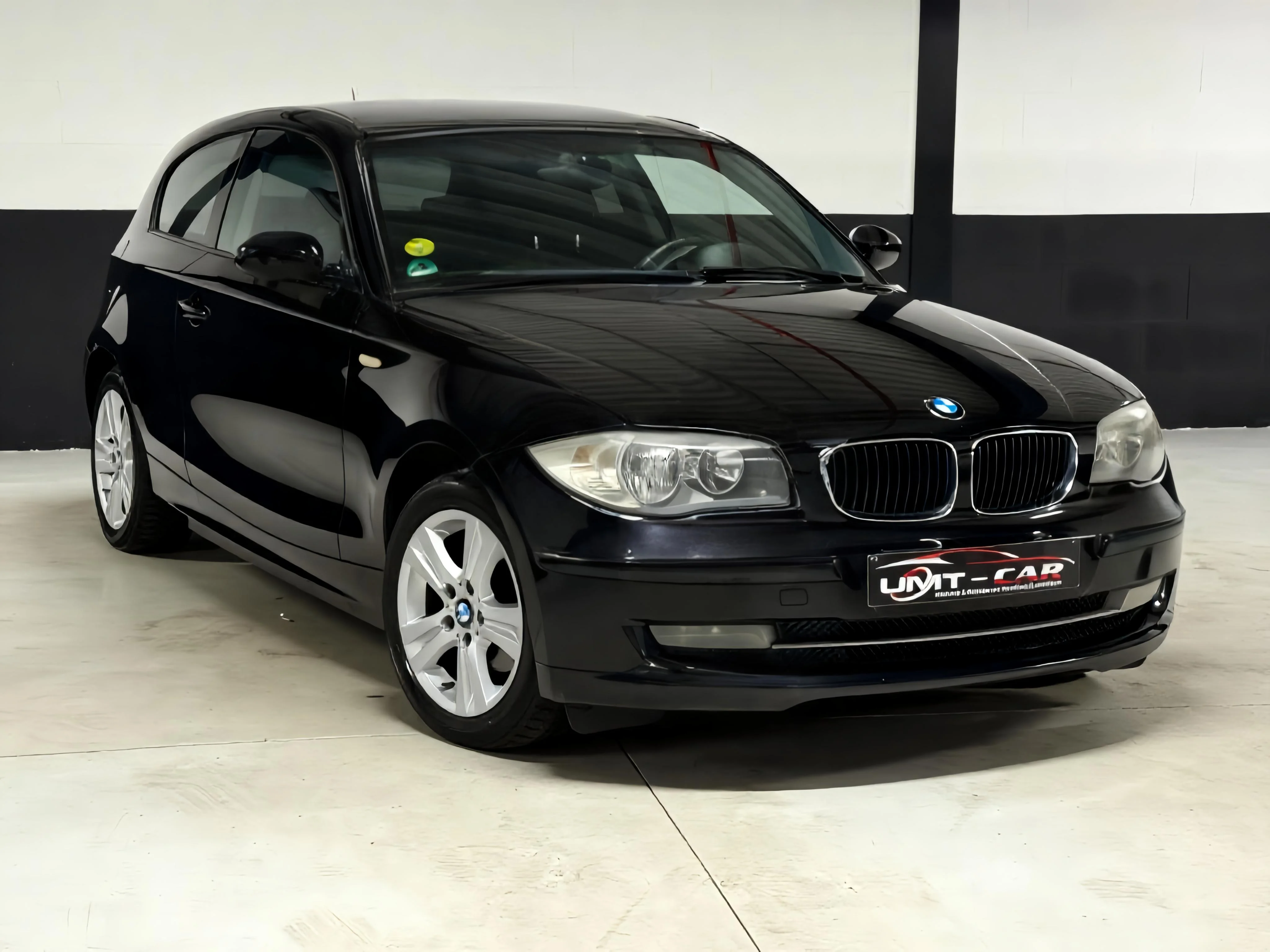 BMW 116i Zwart Benzine Met Garantie Te Koop