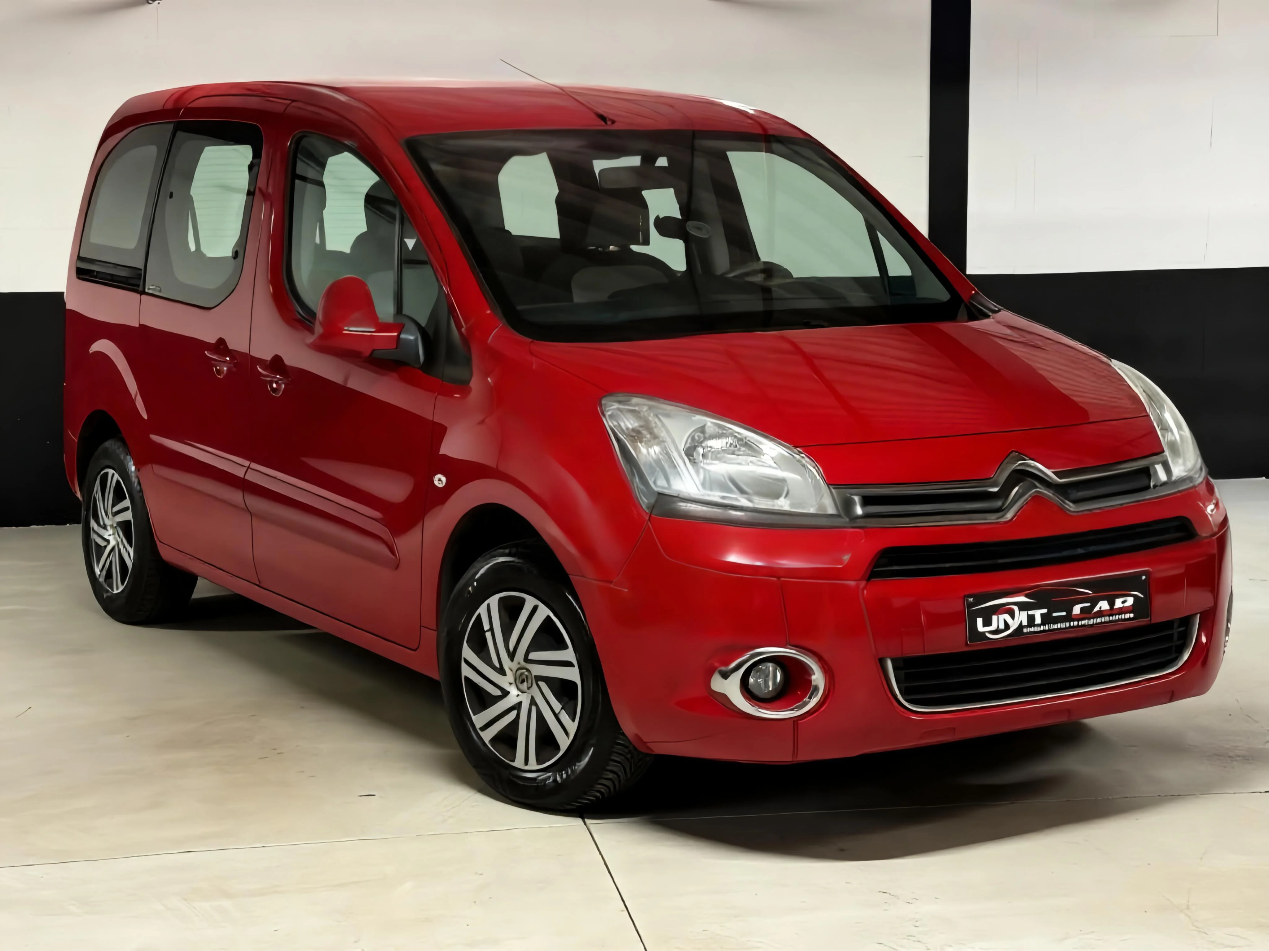 Citroën Berlingo 1.6i Volledige Historie En Garantie Rood