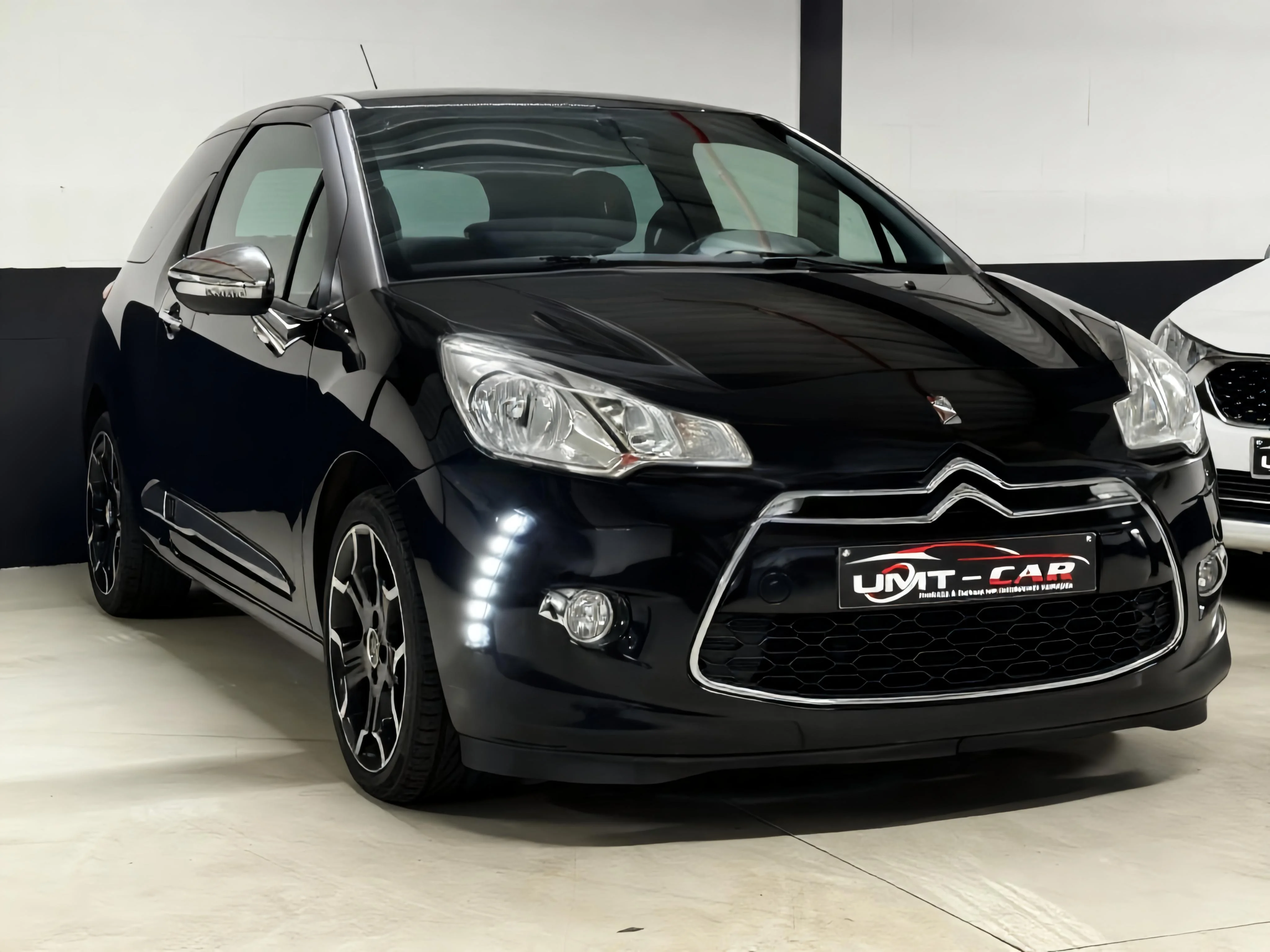 Strakke DS 3 Sportline – Leder, Airco, Gekeurd & Rijklaar