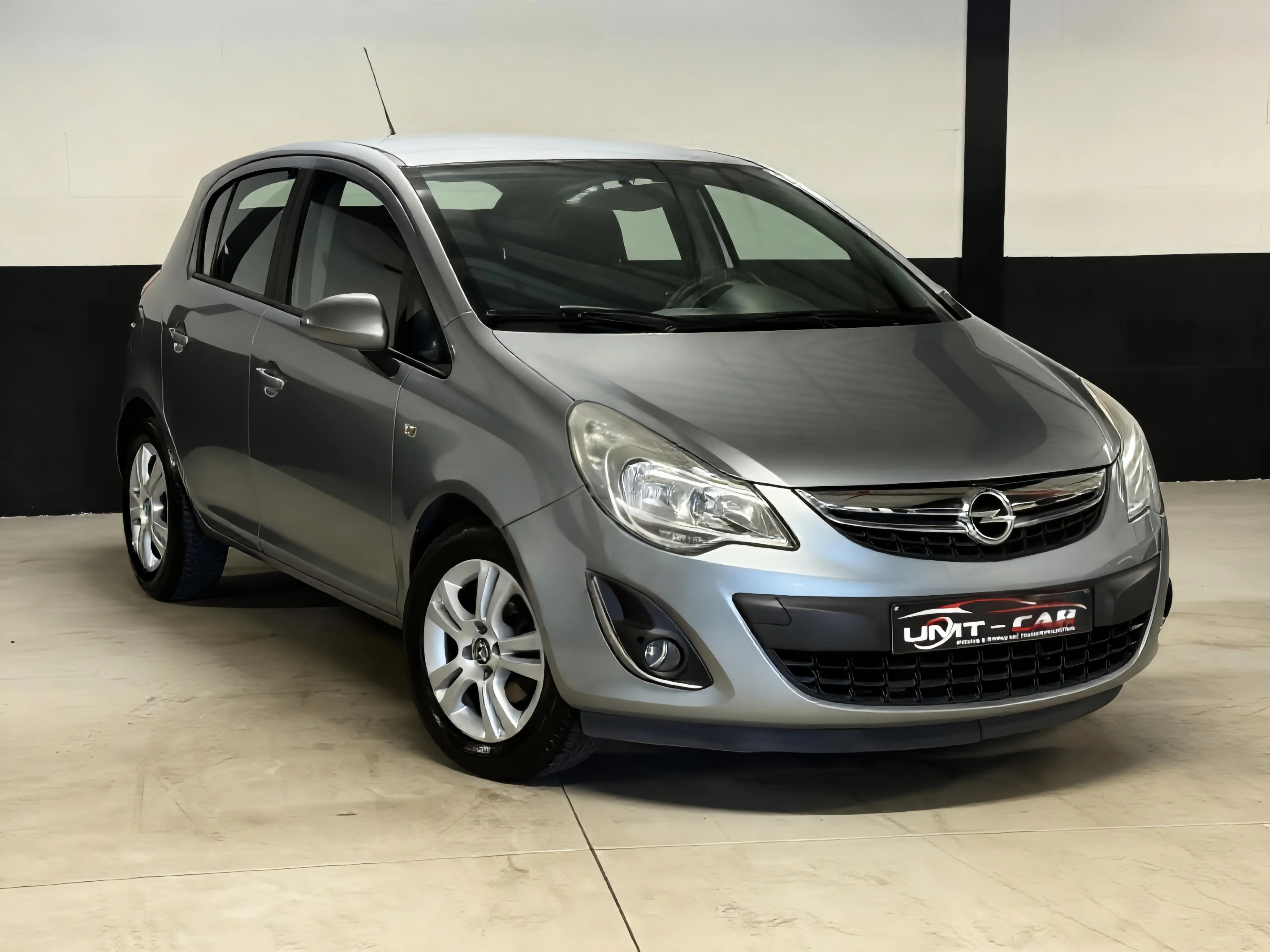 Opel Corsa 1.2i Benzine Met Navi En Airco Gekeurd 115 Duizend