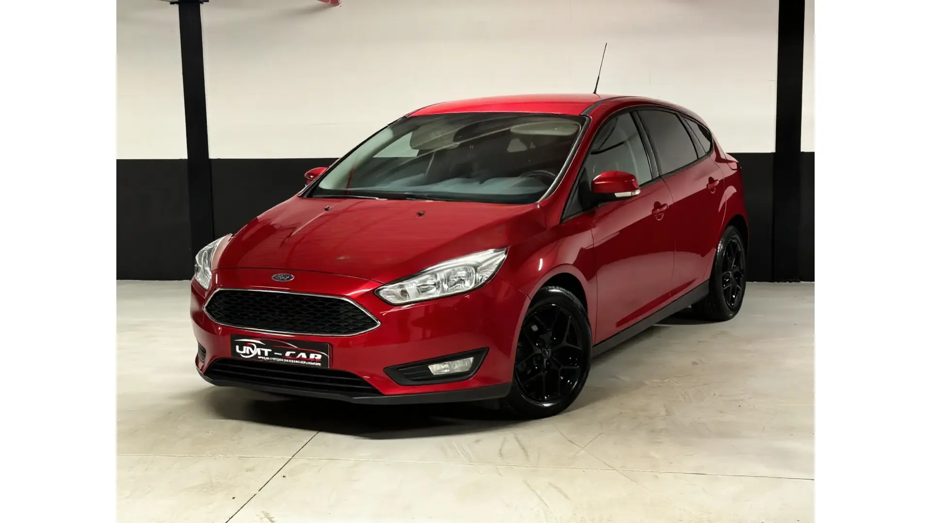 Ford Focus 1.0 EcoBoost Sport-Line 146000 km Rood Topstaat - Afbeelding 1 (groot)