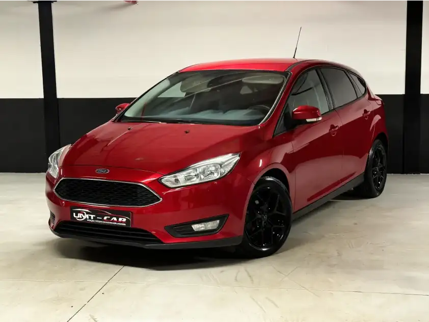Ford Focus 1.0 EcoBoost Sport-Line 146000 km Rood Topstaat