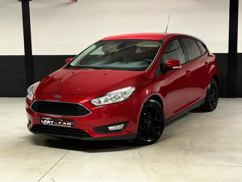 Ford Focus 1.0 EcoBoost Sport-Line 146000 km Rood Topstaat - Afbeelding 1