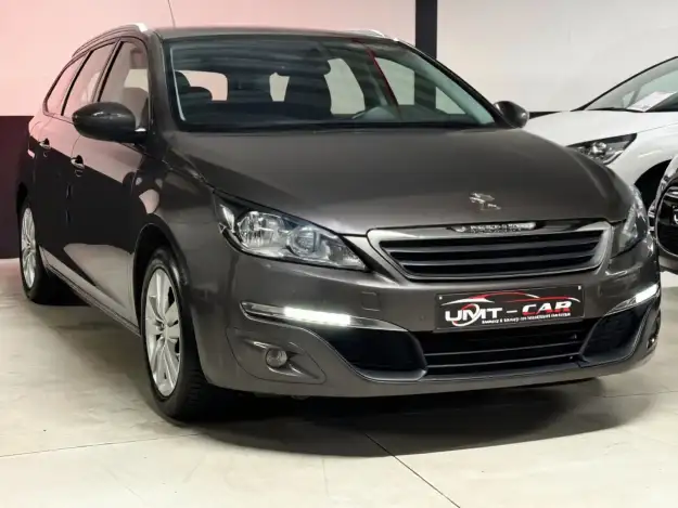 Peugeot 308 Sw 1.2i Met Navi Airco En 6-Bak