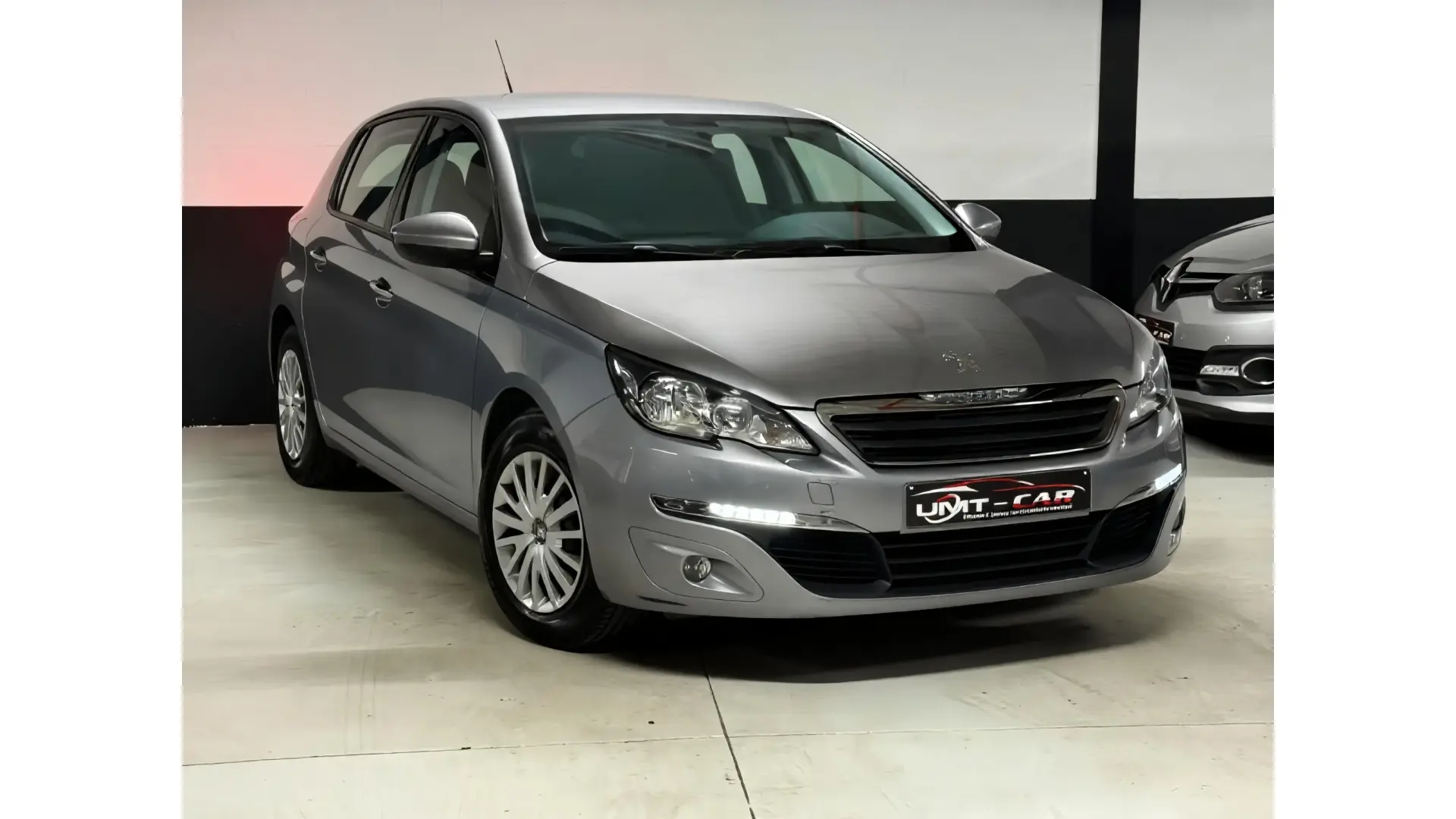 Peugeot 308 1.2 PureTech — Nieuwe Distributie & CarPlay - Afbeelding 1 (groot)