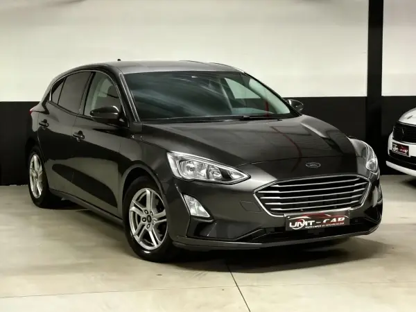 Ford Focus Titanium – Carplay Camera Parkeerhulp Lez
