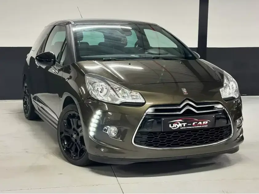 Citroen Ds3 1.6i Benzin|Navi|Airco|Alcantara|Gekeurd| - Afbeelding 1