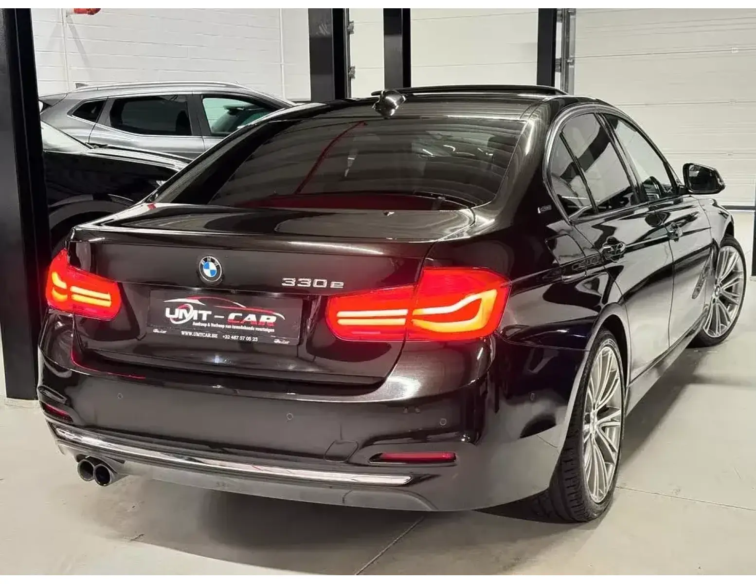 BMW 330e INDIVIDUAL | OPENDAK | LEDER |