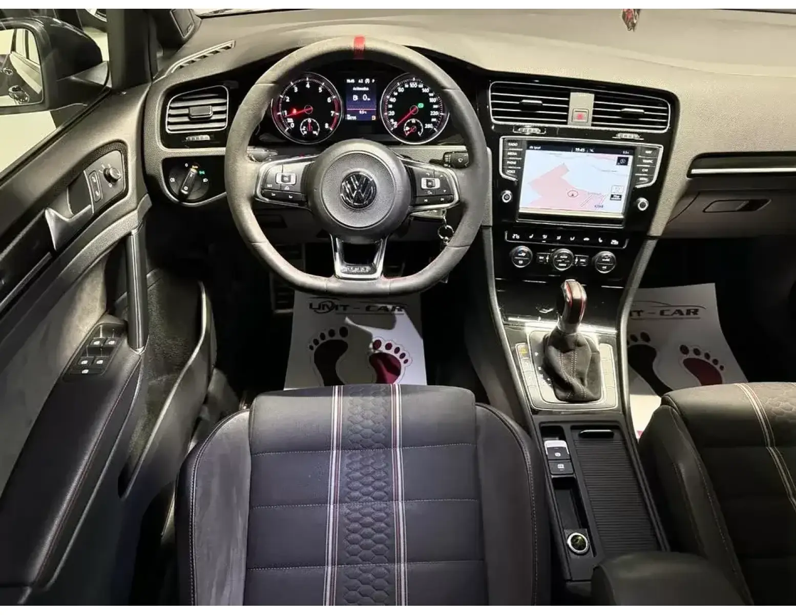 VOLKSWAGEN GOLF GTI CLUB SPORT |ALCANTARA|FULL LED|GEKEURD