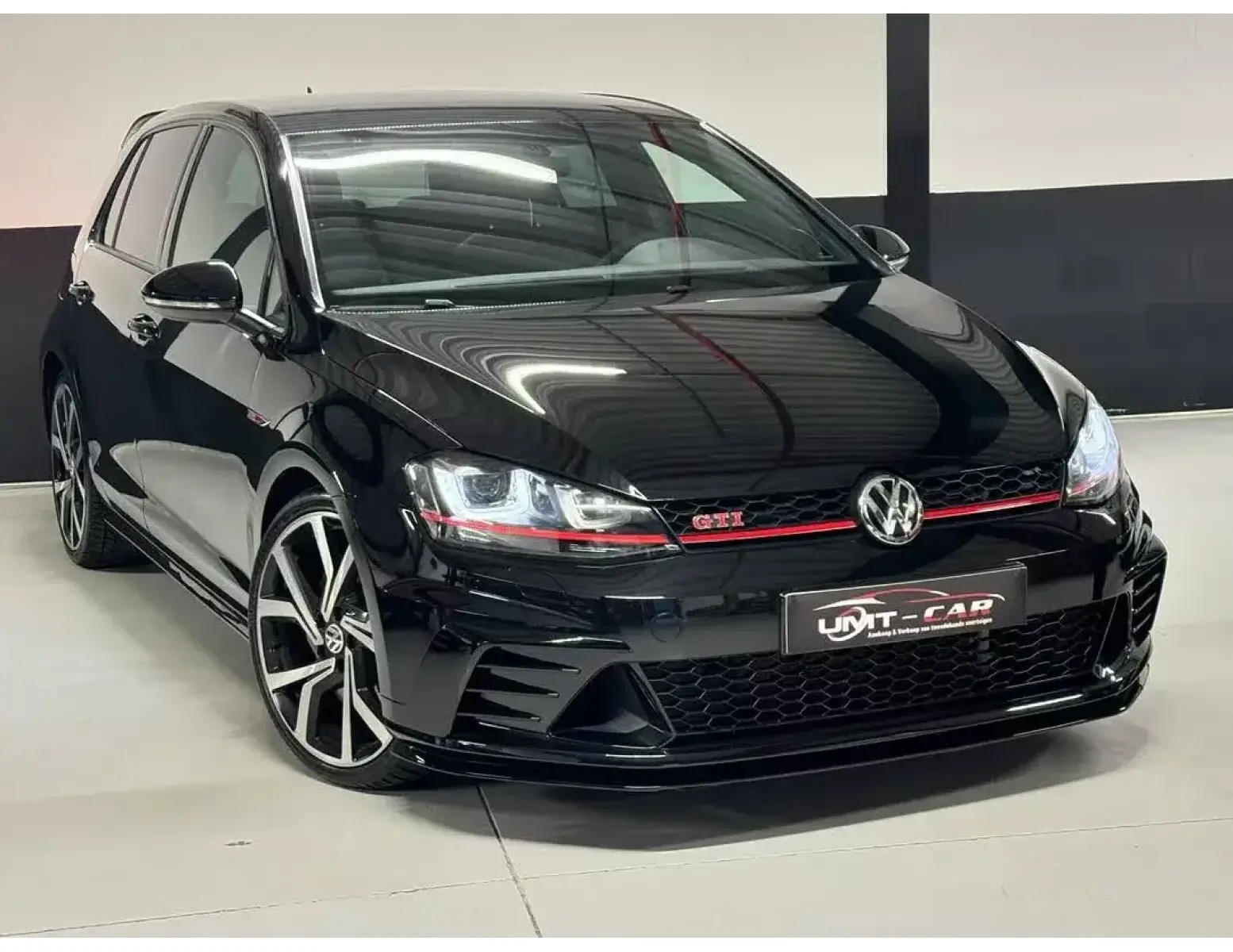 VOLKSWAGEN GOLF GTI CLUB SPORT |ALCANTARA|FULL LED|GEKEURD