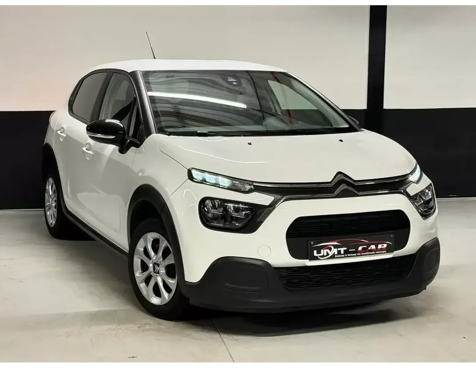 Citroen C3 1.2i NIEUWSTAAT ! | Airco