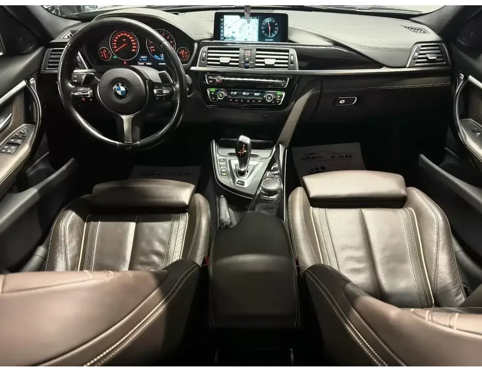 BMW 330e INDIVIDUAL | OPENDAK | LEDER |