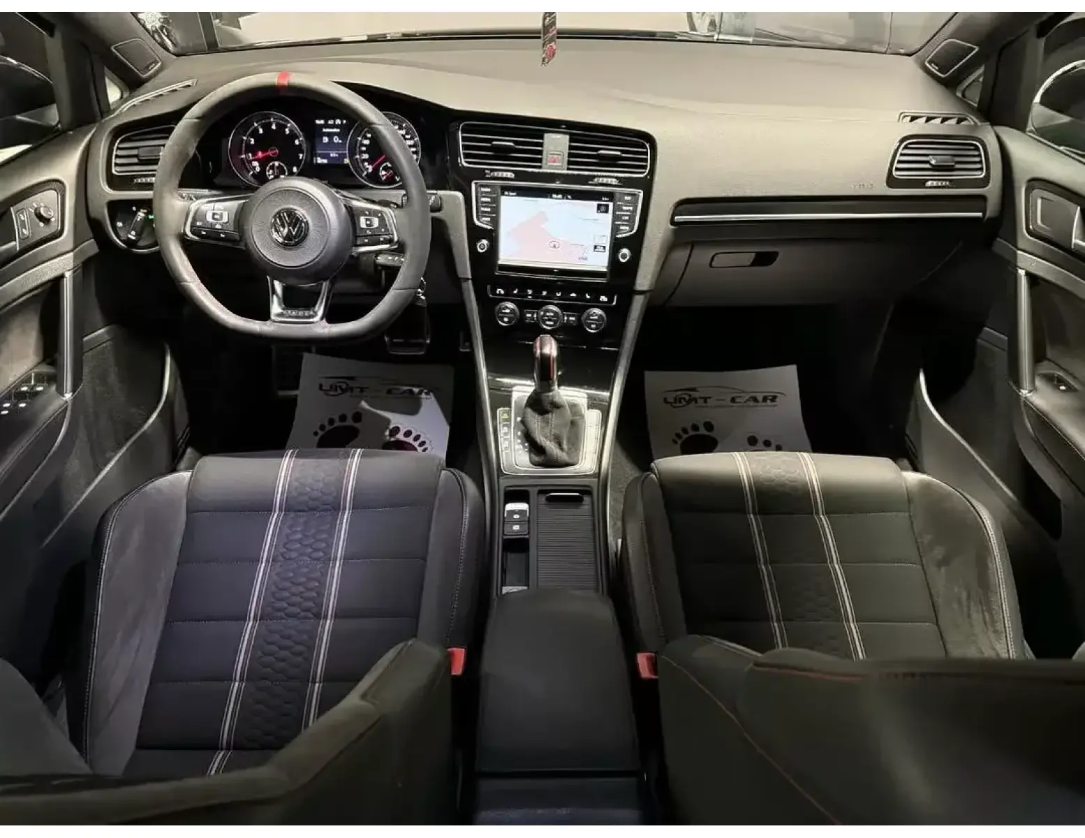 VOLKSWAGEN GOLF GTI CLUB SPORT |ALCANTARA|FULL LED|GEKEURD