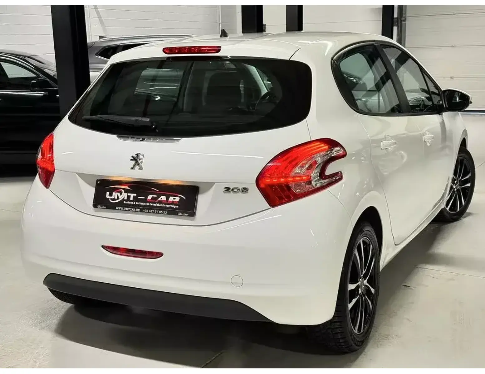Peugeot 208 1.2i Puretech| NieuwStaat!| Airco| GEKEURD|