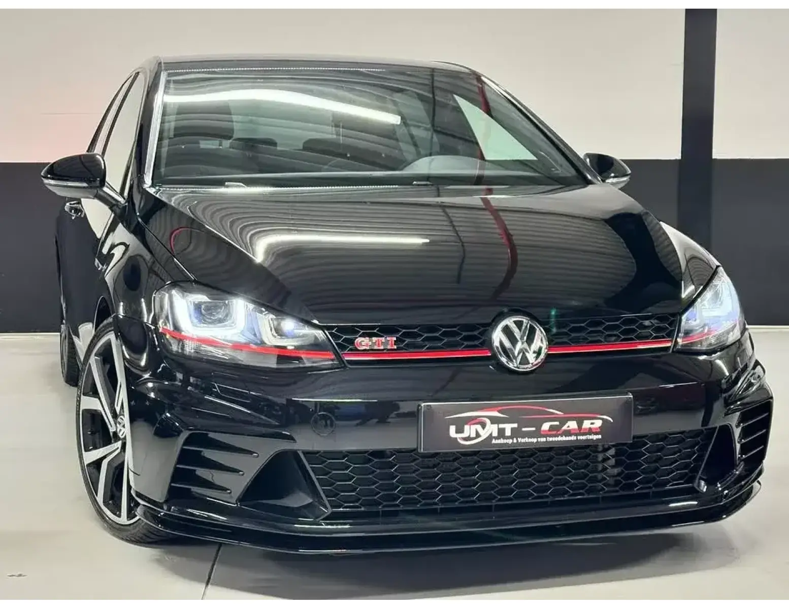VOLKSWAGEN GOLF GTI CLUB SPORT |ALCANTARA|FULL LED|GEKEURD