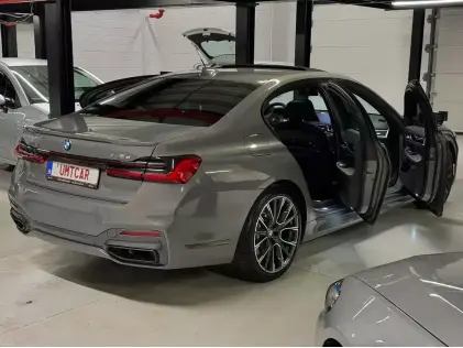 BMW 745e M-PERFORMANCE COMFORT NIGHTPAKKET