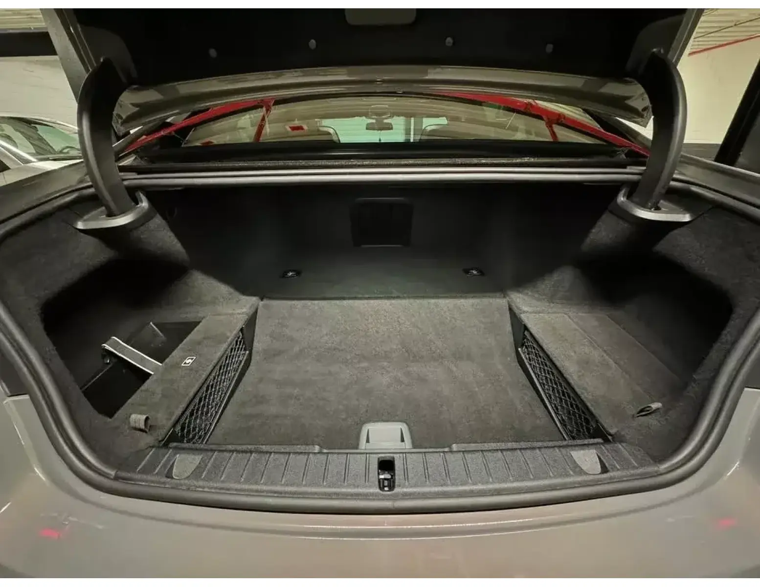 BMW 745e M-PERFORMANCE COMFORT NIGHTPAKKET
