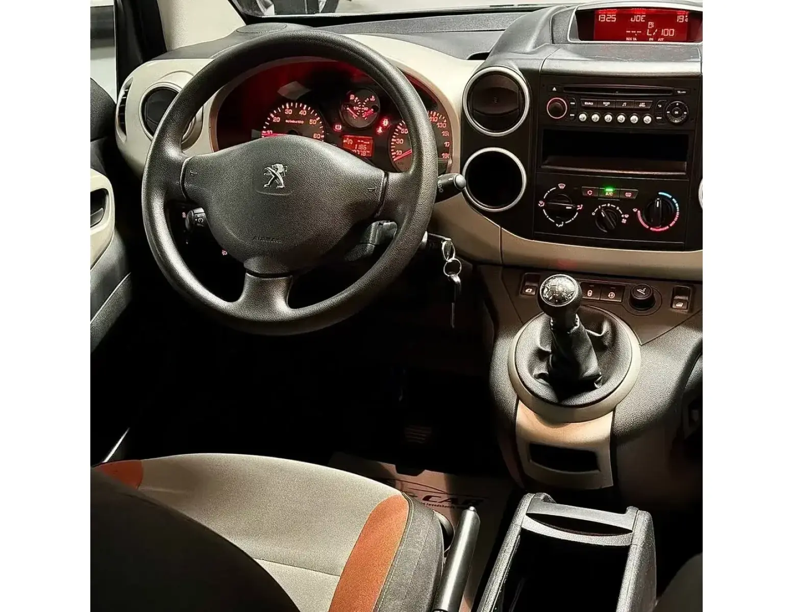 Peugeot Partner Tepee 1.2