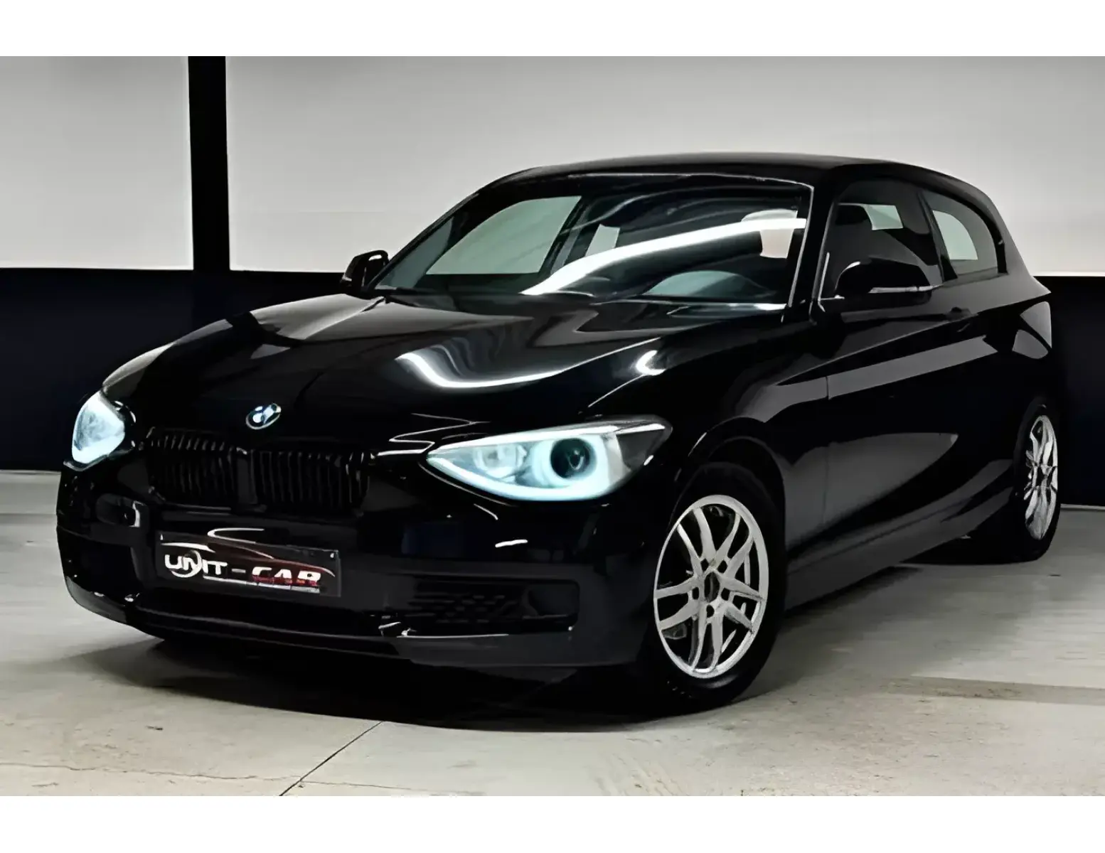 BMW 116i BENZINE | GOED ONDERHOUDEN