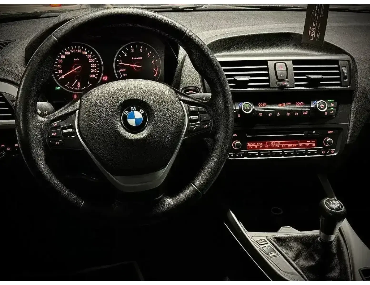 BMW 114i | Premium Hatchback | Handgeschakeld | 105 PK