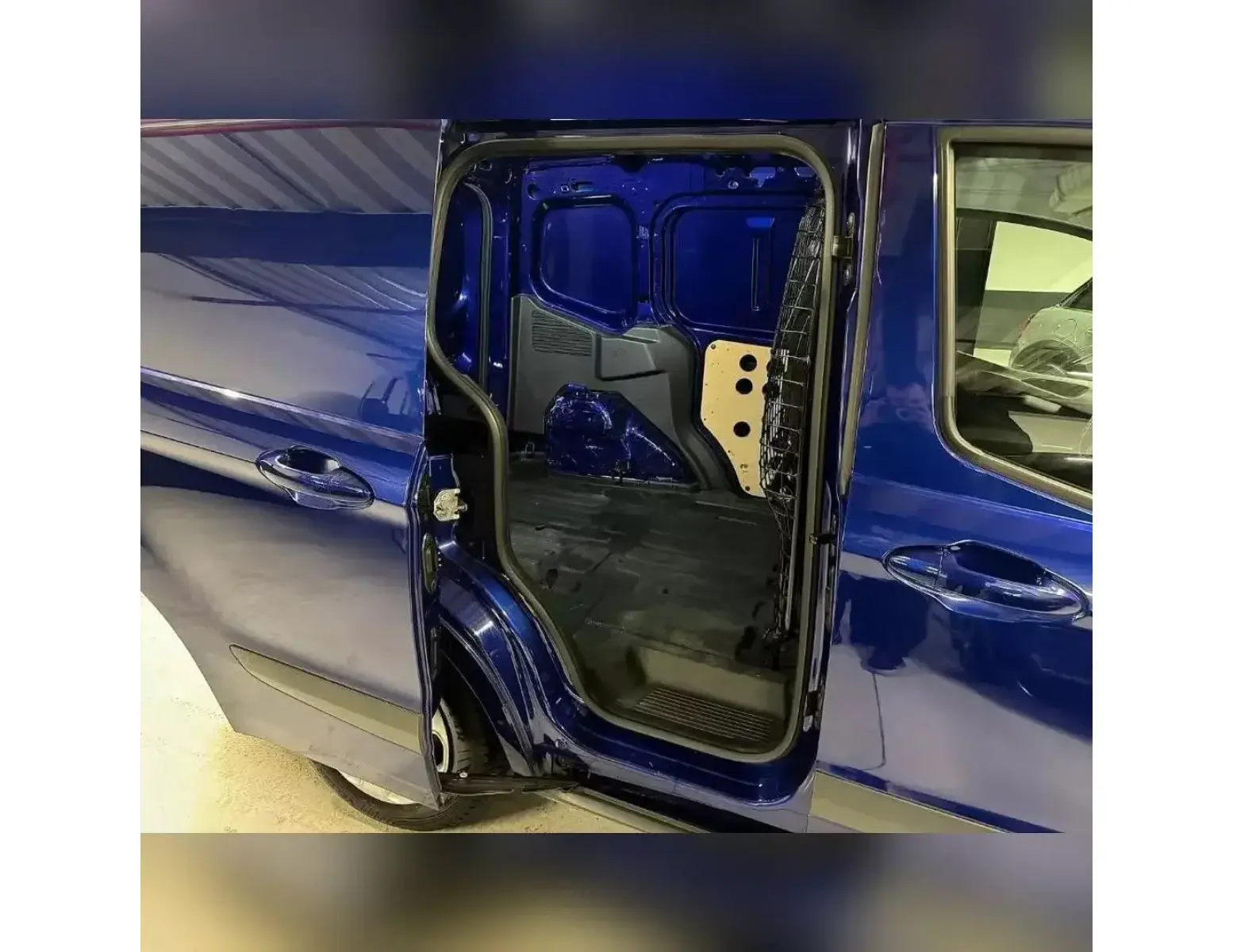 FORD TRANSIT COURIER 1.0 ECOBOOST TOP STAAT! AIRCO