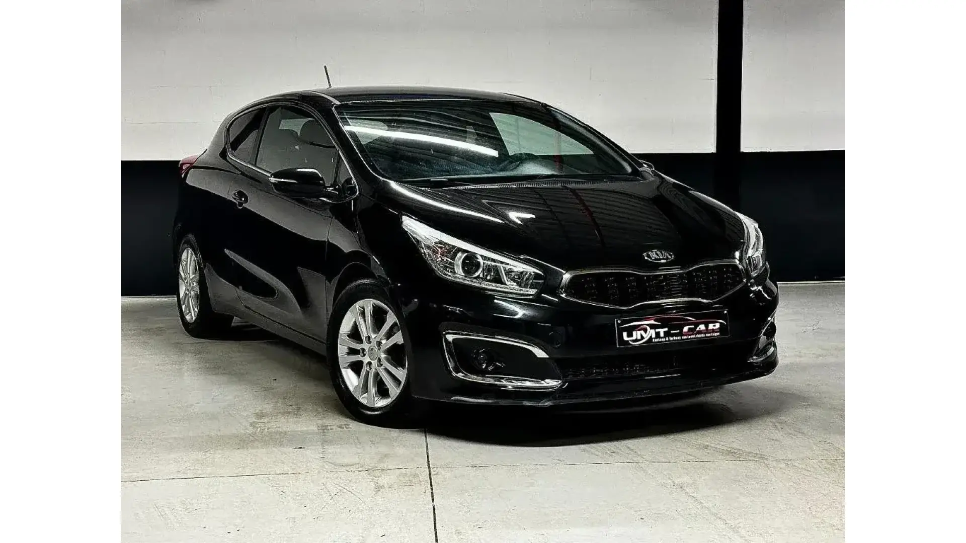 Betaalbare Kia Cee'd 1.4i Benzine | Perfecte Staat - Afbeelding 1 (groot)