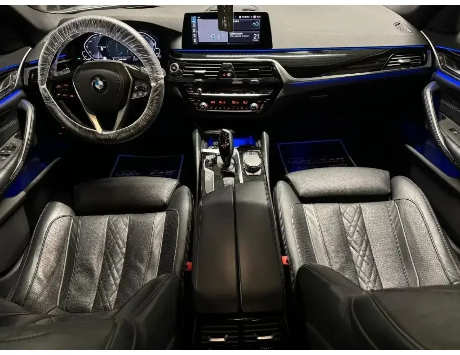 MERCEDES C180 AMG LINE | FULL FULL OPTIONS