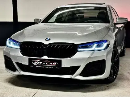 MERCEDES C180 AMG LINE | FULL FULL OPTIONS