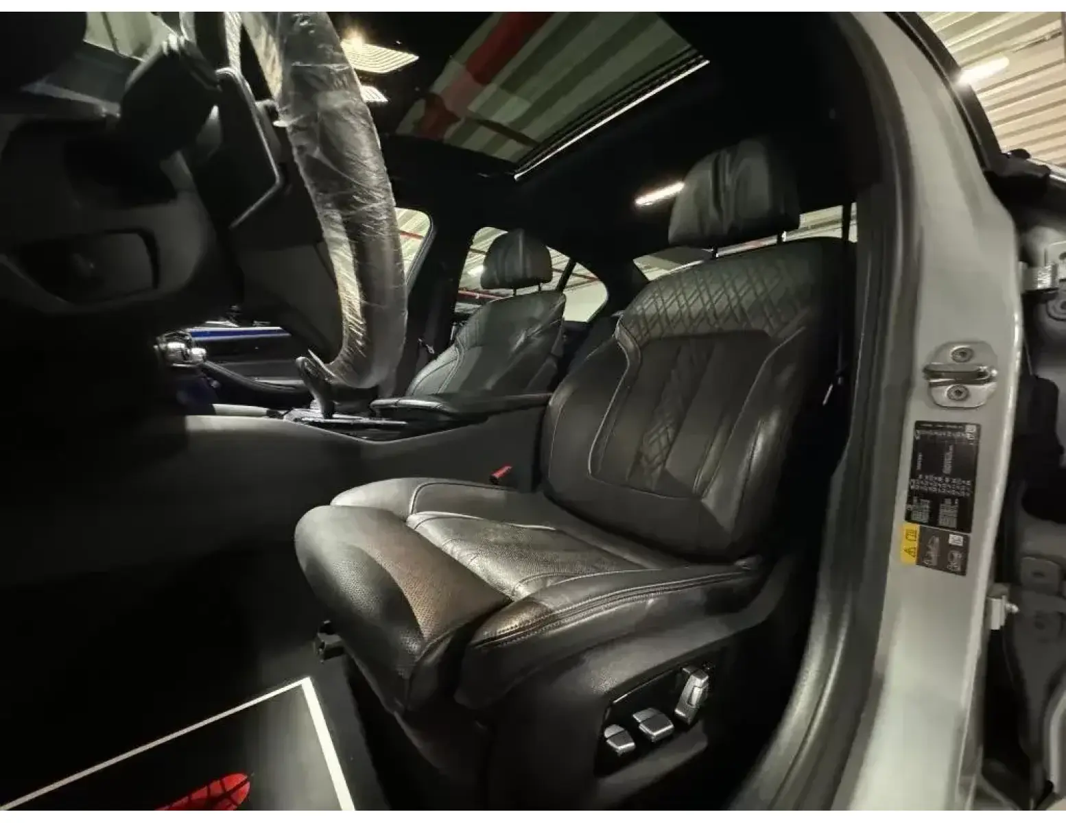 MERCEDES C180 AMG LINE | FULL FULL OPTIONS