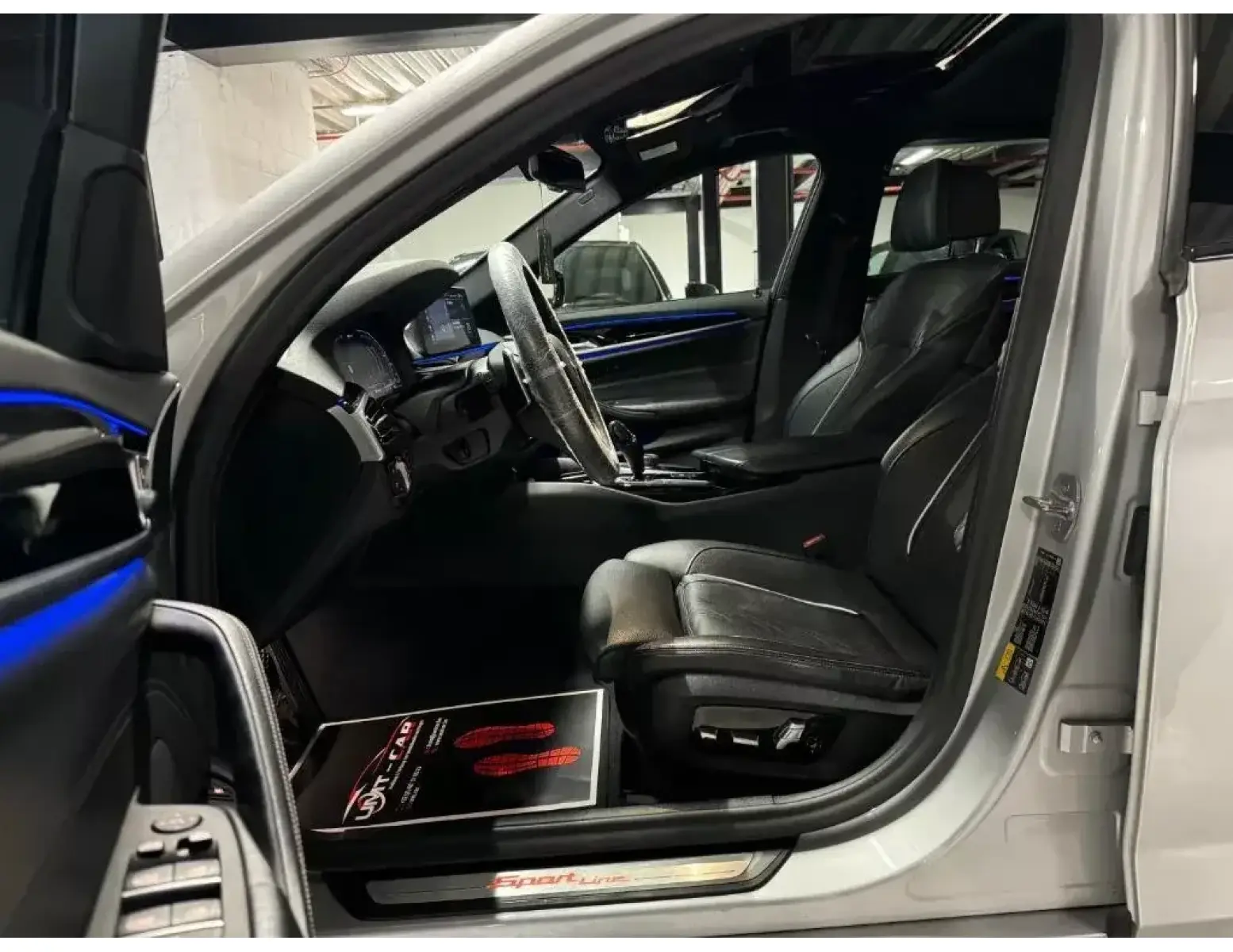 MERCEDES C180 AMG LINE | FULL FULL OPTIONS