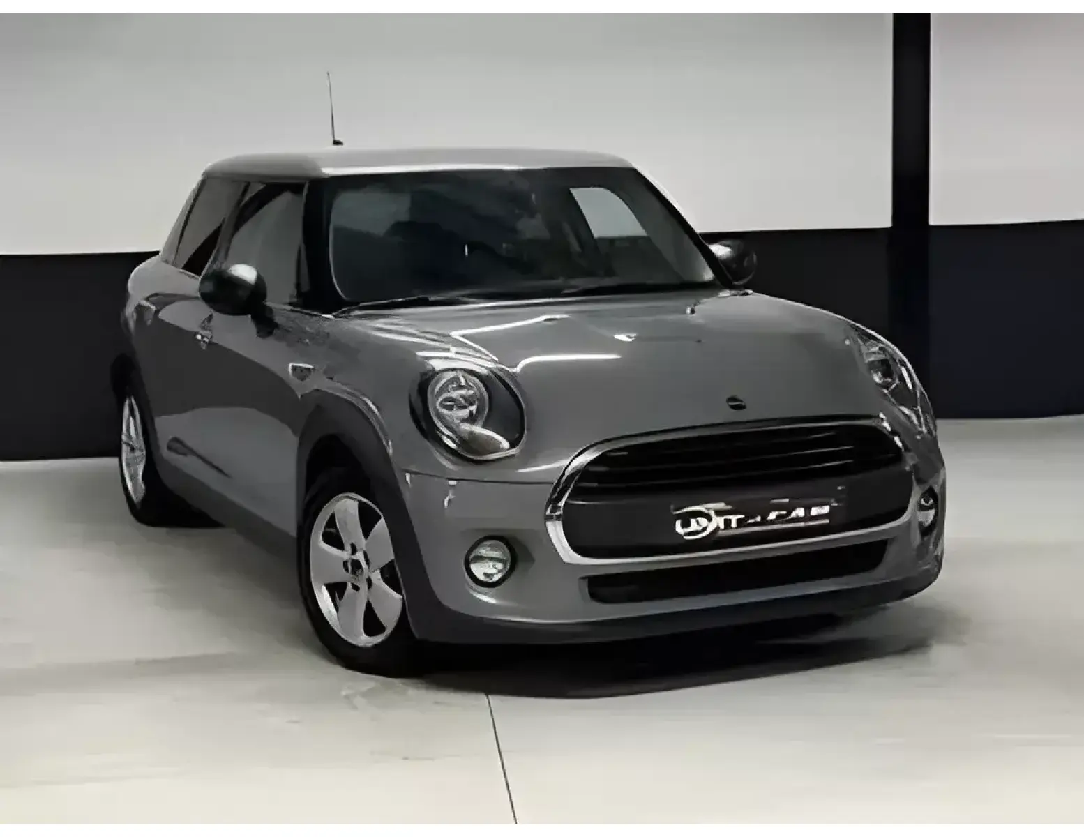 MINI COOPER ONE 1.5 BENZINE