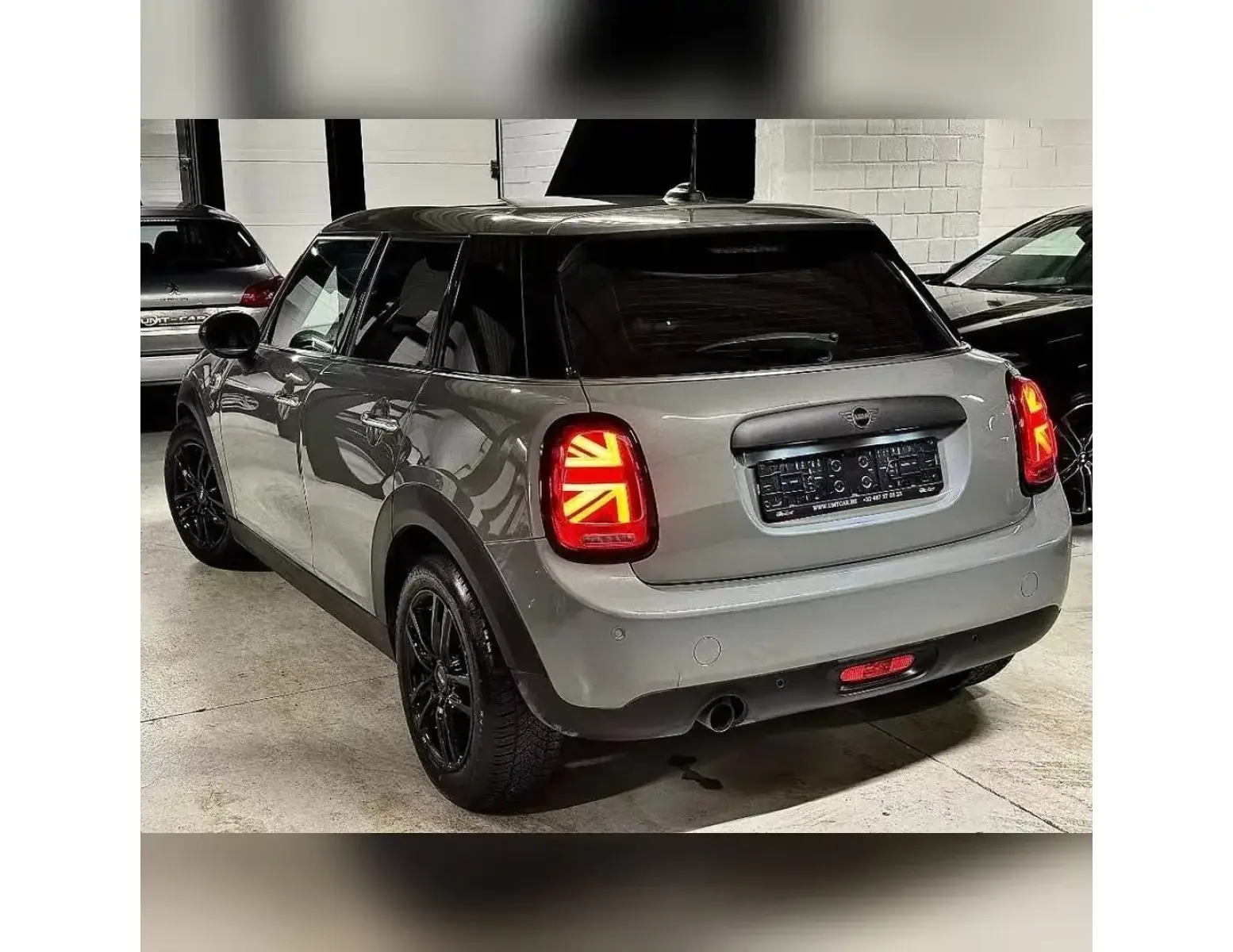 MINI Cooper One 1.5i - Stijl & Technologie in Nardo grijs!