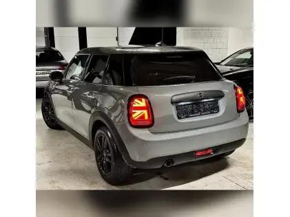 MINI Cooper One 1.5i - Stijl & Technologie in Nardo grijs!