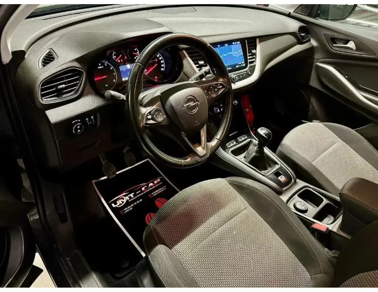 Opel Grandland X 1.2i – Luxe & Ruime SUV met CarPlay!