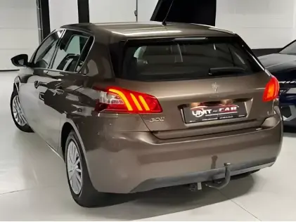 PEUGEOT 308 1.2i PURETECH 110.000KM ZEER PROPER STAAT MET GARANTIE 1 JAAR