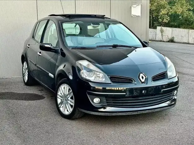 RENAULT CLIO 1.6i AUTOMAAT BENZINE PANO LEDER