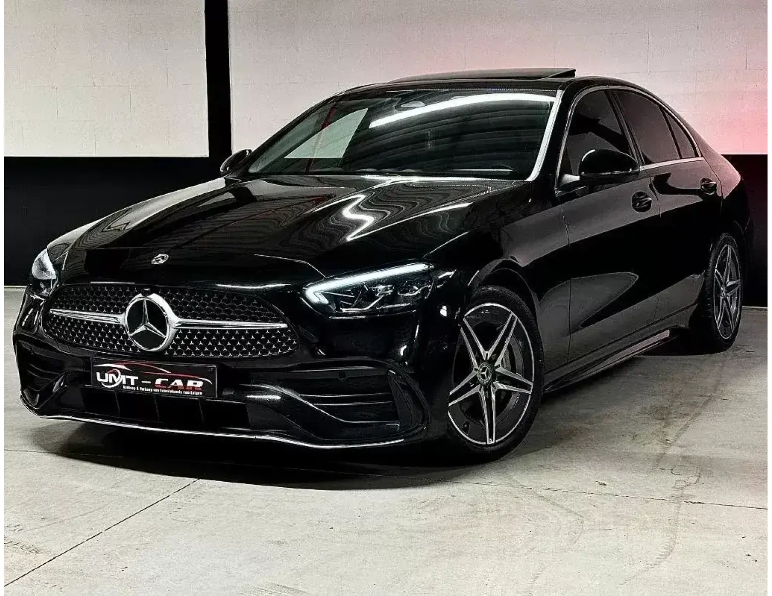 Luxe Tweedehands Mercedes C220d AMG Line Nieuwstaat | LEZ ✅