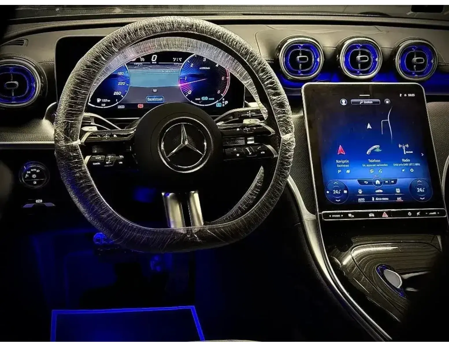 Luxe Tweedehands Mercedes C220d AMG Line Nieuwstaat | LEZ ✅