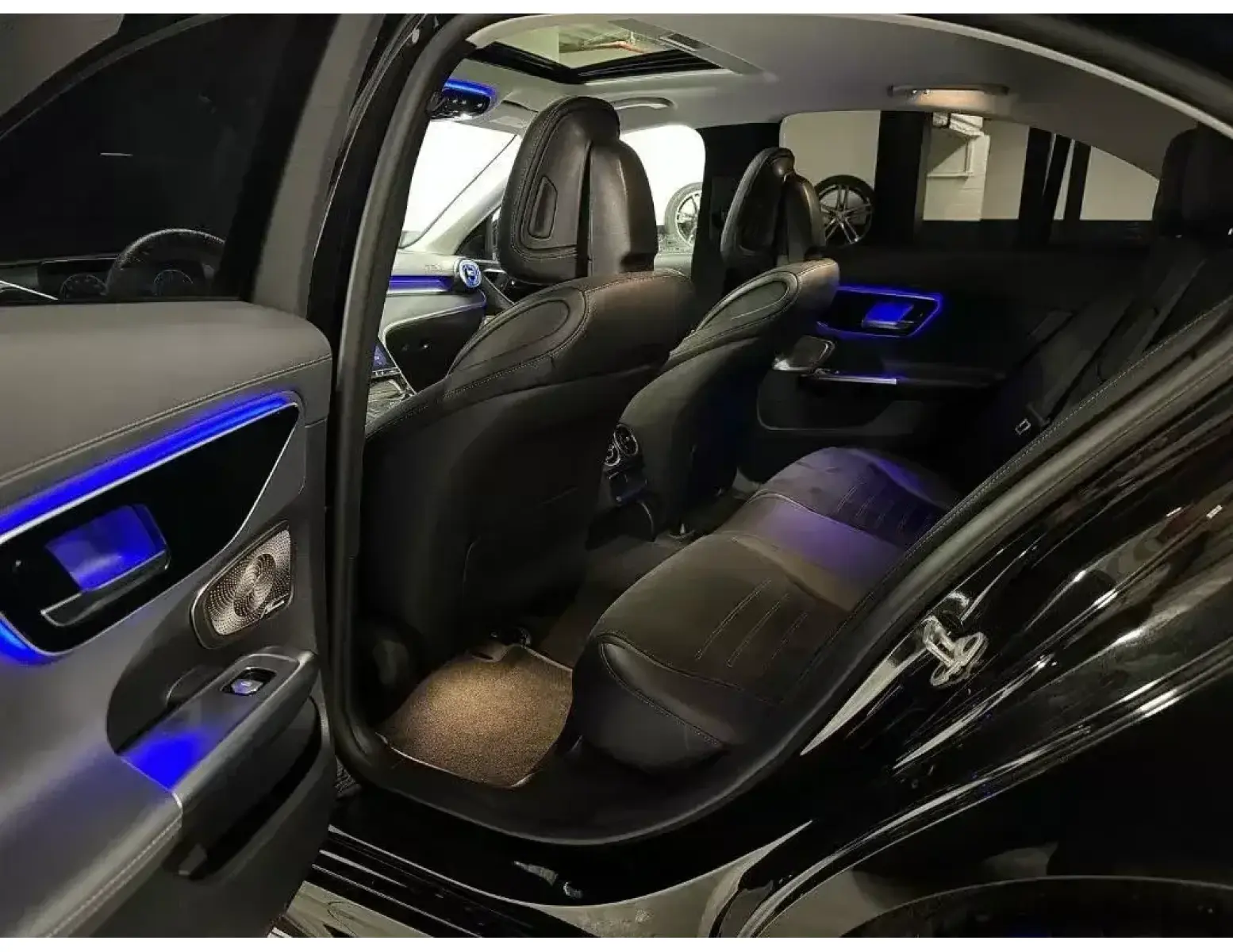 Luxe Tweedehands Mercedes C220d AMG Line Nieuwstaat | LEZ ✅