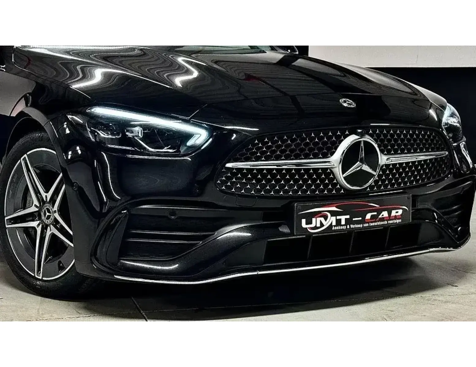 Luxe Tweedehands Mercedes C220d AMG Line Nieuwstaat | LEZ ✅