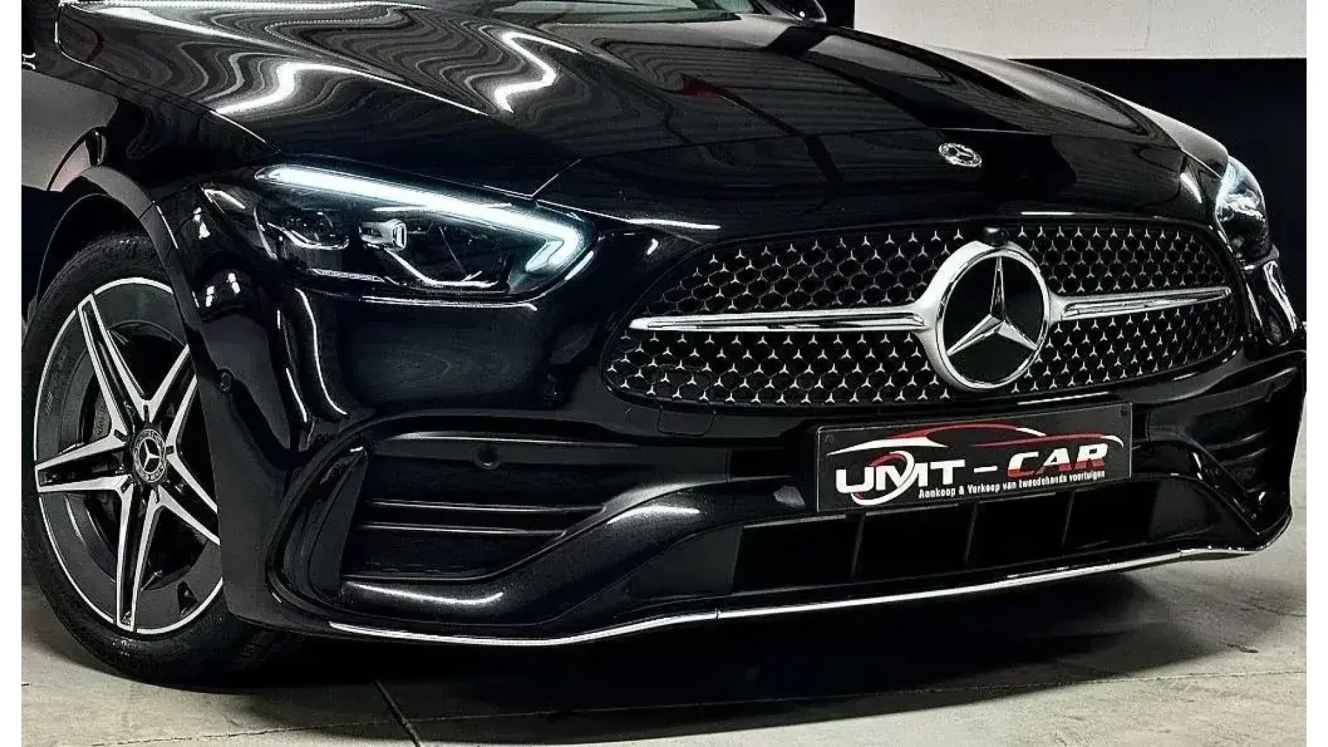 Luxe Tweedehands Mercedes C220d AMG Line Nieuwstaat | LEZ ✅ - Afbeelding 1 (groot)