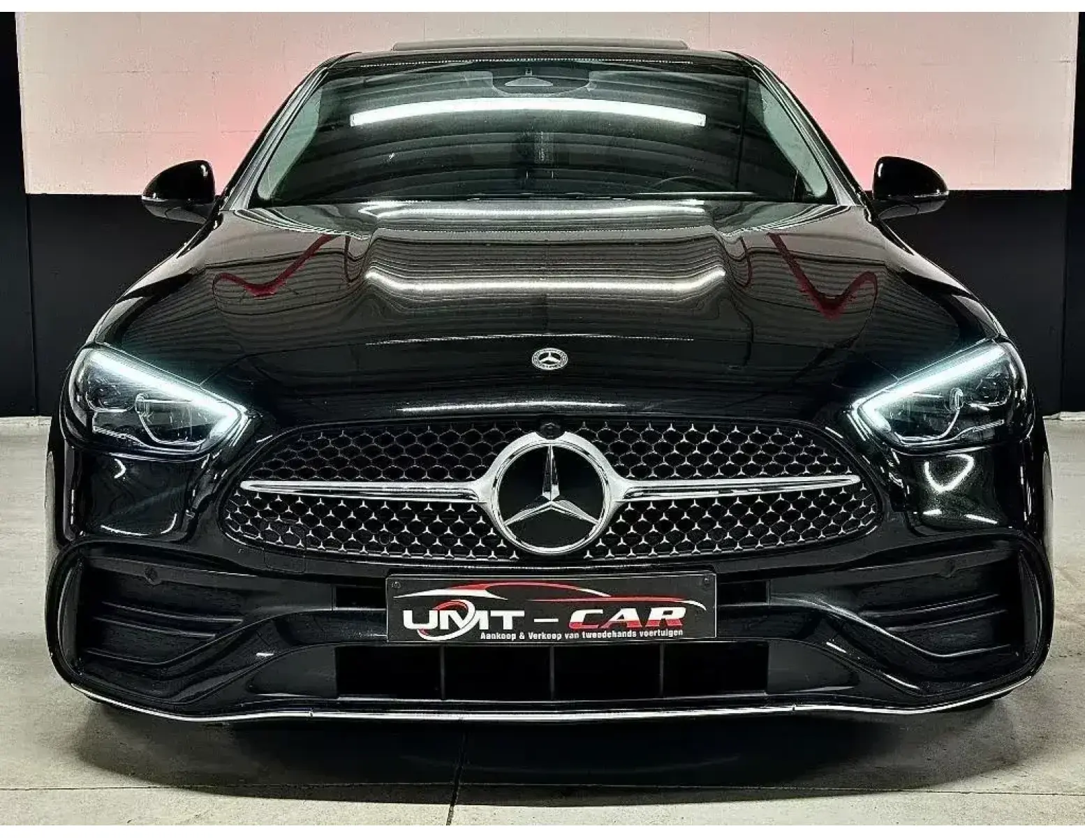 Luxe Tweedehands Mercedes C220d AMG Line Nieuwstaat | LEZ ✅