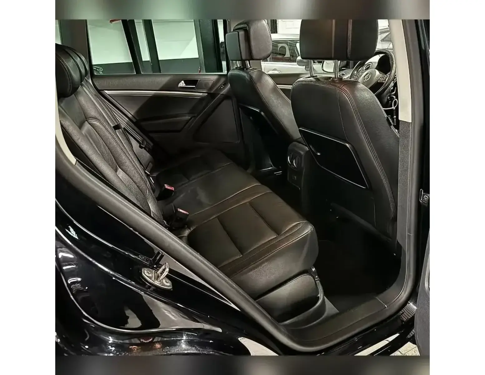 Volkswagen Tiguan 1.4 TSI – Luxe SUV met Pano & Leder!