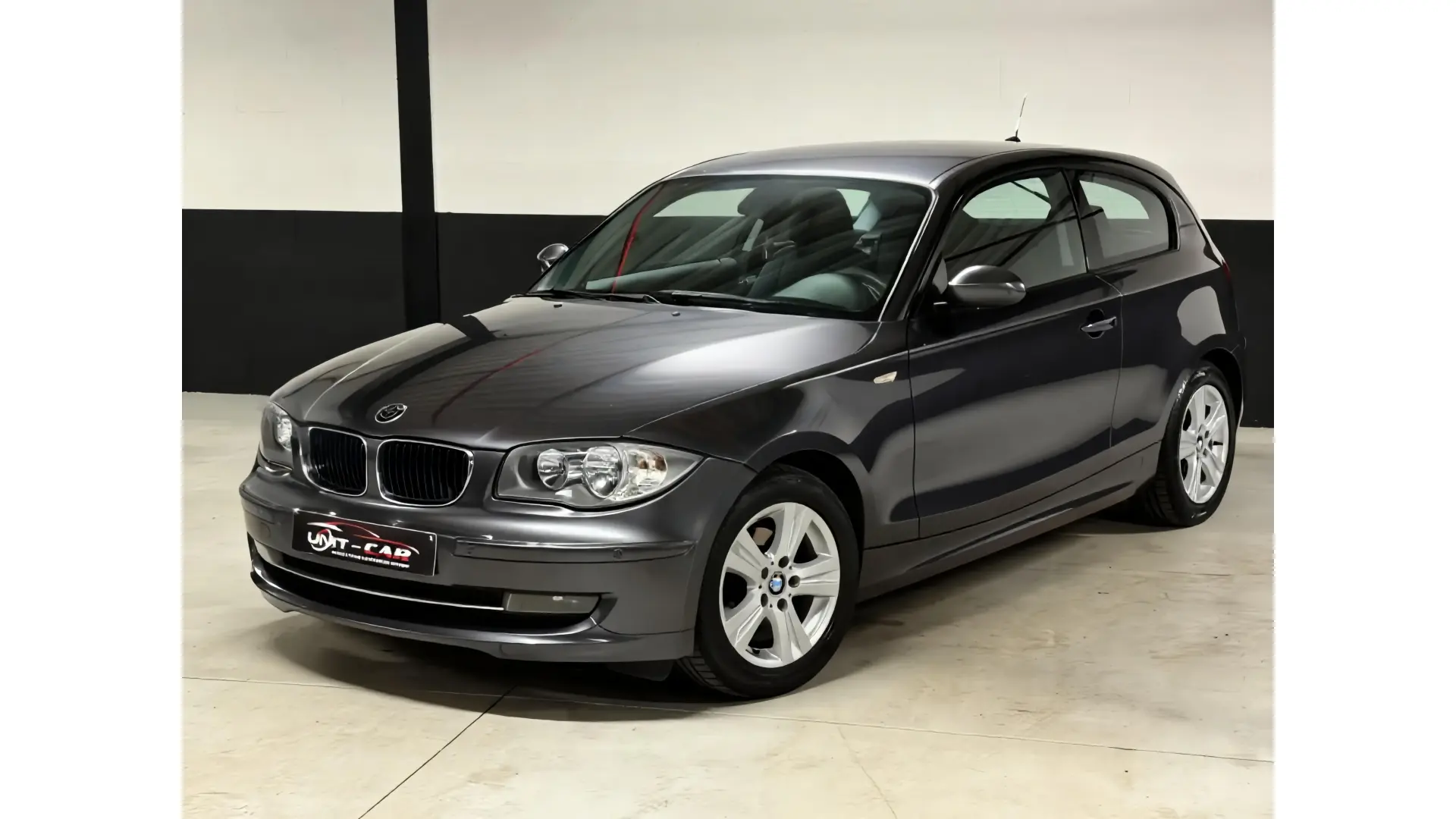 BMW 1 Serie Occasion Met Nieuwe Ketting En Garantie - Afbeelding 1 (groot)