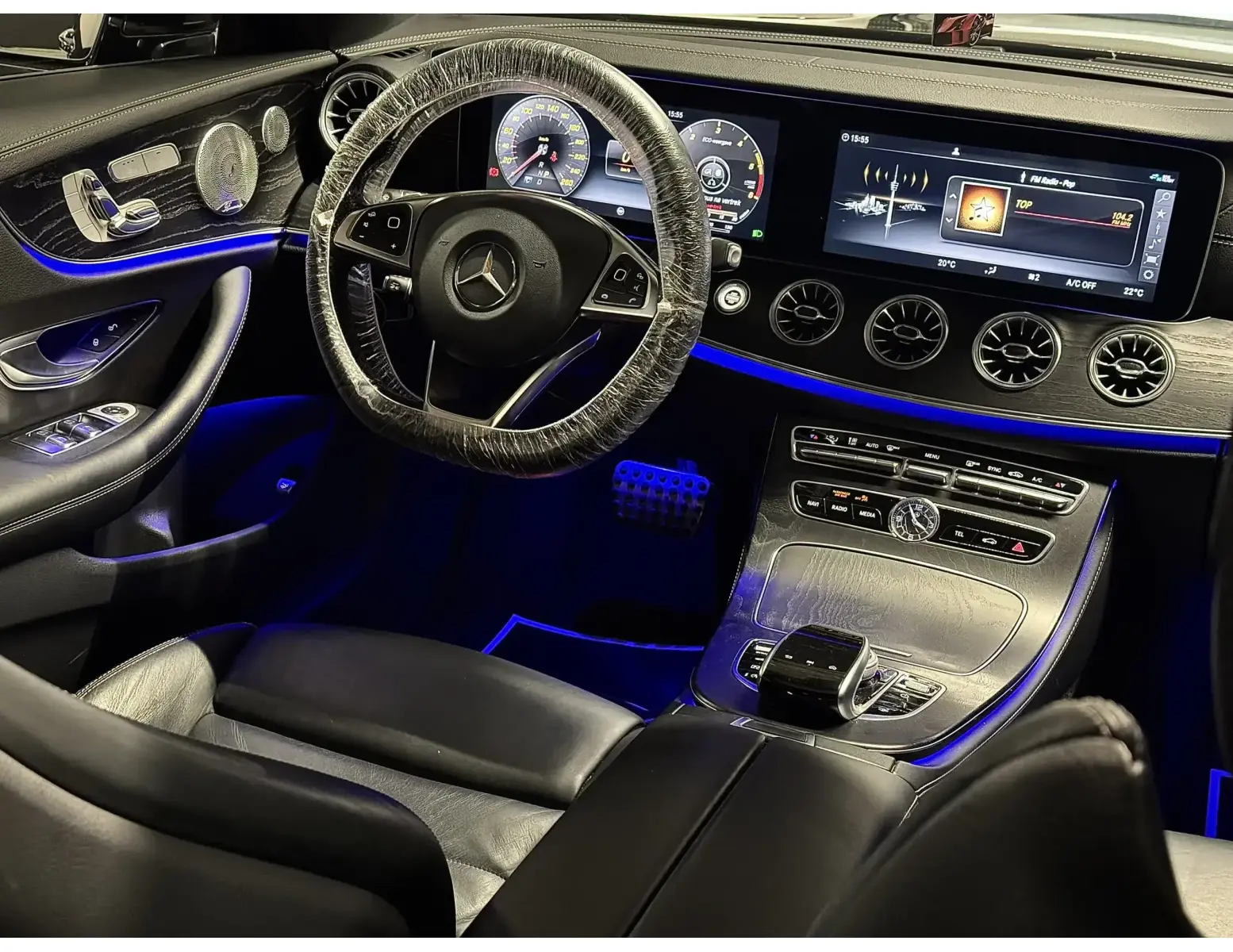 Mercedes E 220 Coupe d AMG | Pano Navi Camera | TOPSTAAT
