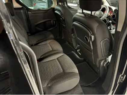 Citroën Berlingo 1.2i – Zuinig, Ruim &amp; Betrouwbaar !