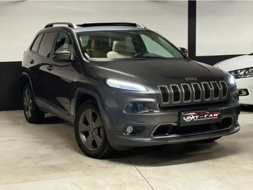 Jeep Cherokee SUV Automaat | Krachtige Vierwielaandrijving