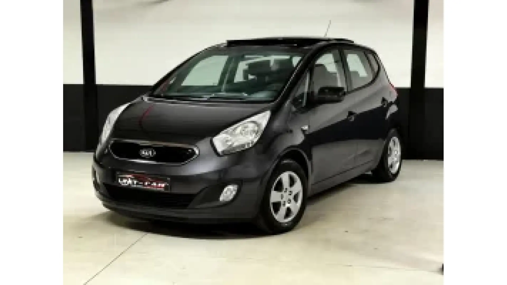 KIA Venga Nu Volledig Gekeurd Met Open Dak En Camera - Afbeelding 1 (groot)